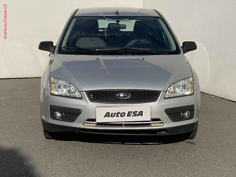 Ford Focus (2005) 1.6TD, 1.maj, servis.kniha - fotka 2 z 16