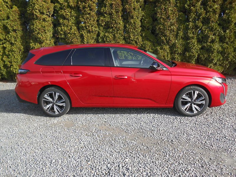 Peugeot 308 allure,led,automat,44tkm - fotka 5 z 41