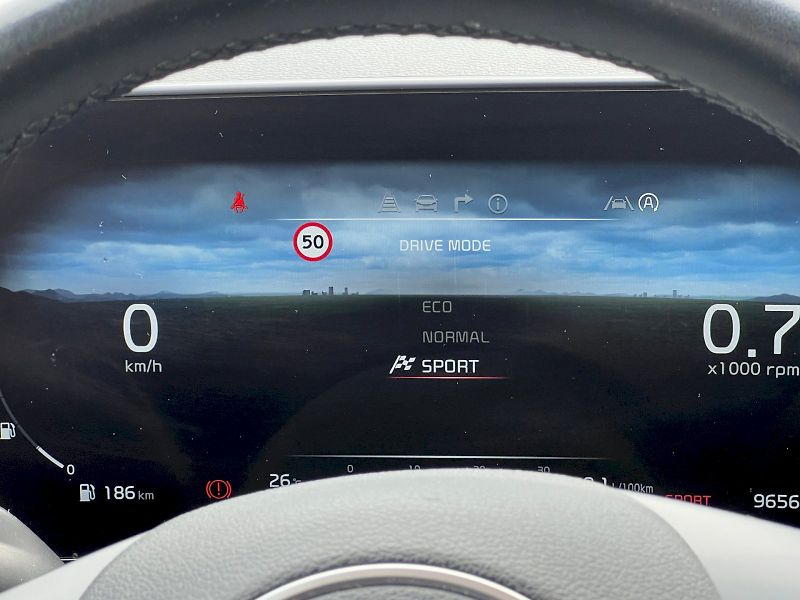 Kia Sportage (2022) Exclusive 1.6 GDI 110 kW 6°man - fotka 25 z 34