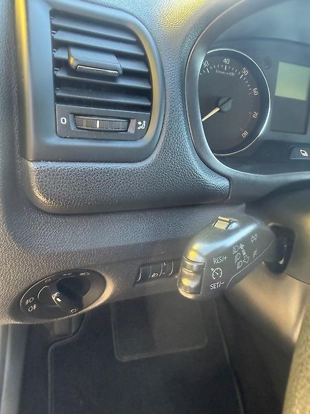 Škoda Roomster (2011) SCOUT 1,2 TSi SERVISKA - fotka 26 z 33