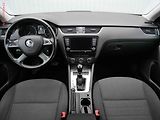 Škoda Octavia (2013) 2.0TDi, ČR, Ele, DSG, bixen - náhled 8