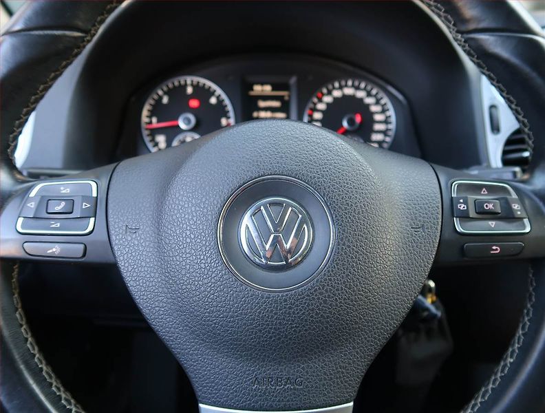 Volkswagen Golf Plus (2012) 1.6 TDI, ČR,1.maj, Tempomat - fotka 16 z 16