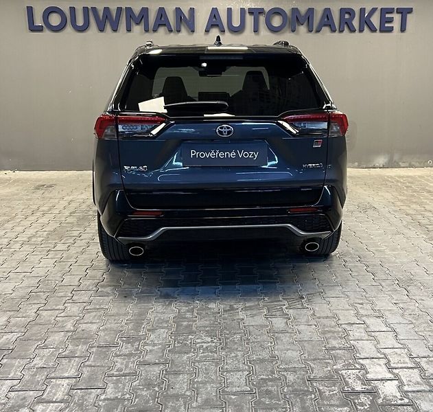 Toyota RAV4 2,5 Hybrid AT AWD GR SPORT - fotka 18 z 20