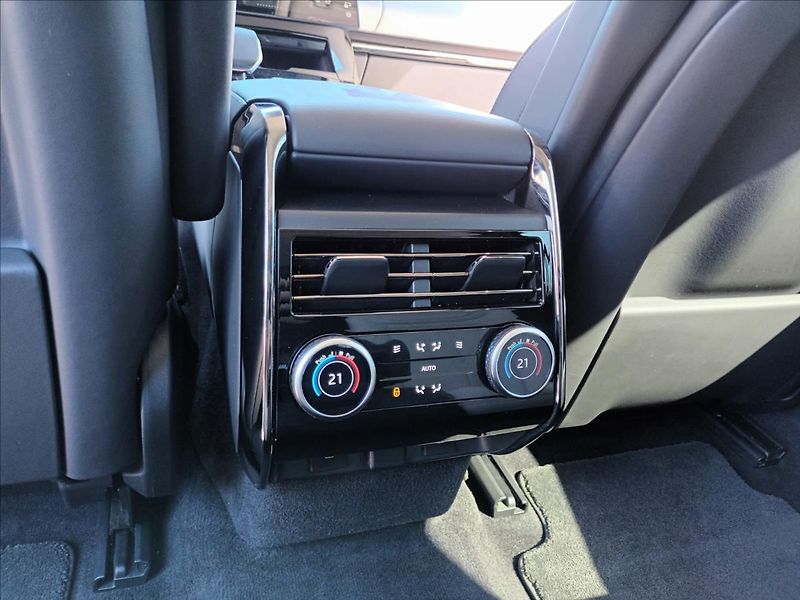 Land Rover Range Rover Sport 3,0 D350 AUTOBIOGRAPHY,ČR,1MAJ - fotka 33 z 38