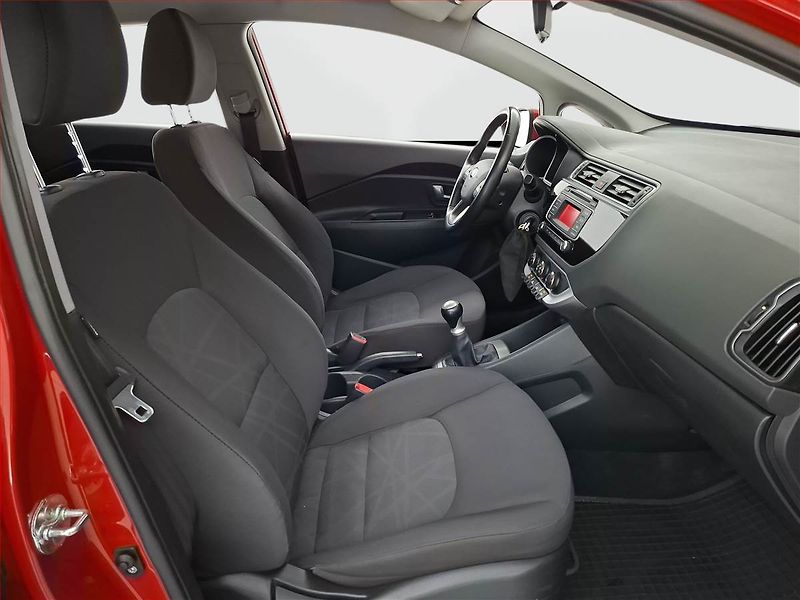 Kia Rio (2015) 1.25 CVVT, po STK, Tažné - fotka 9 z 16