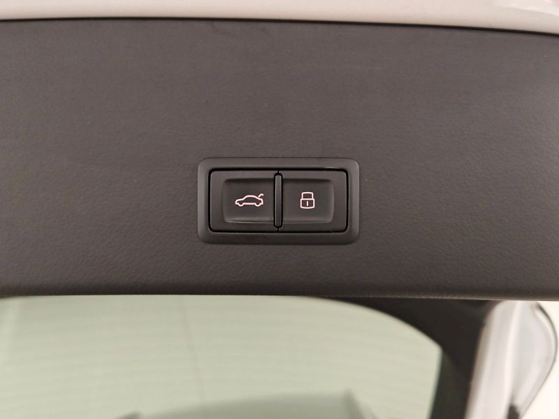 Audi A6 (2016) 3.0 TDI 200 kW Quattro - fotka 24 z 26