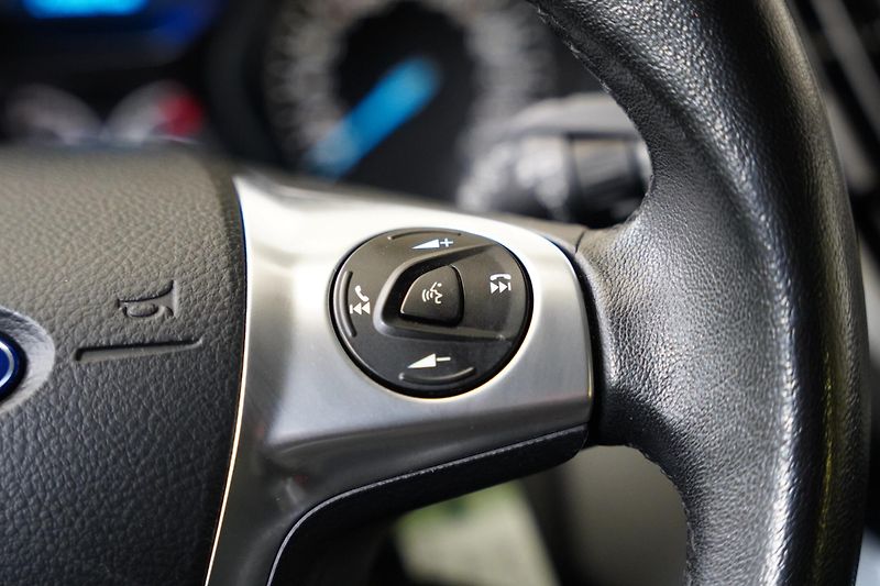 Ford Grand C-MAX - fotka 16 z 23