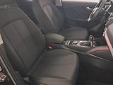Audi Q2 (2018) sport 2.0 TFSI - náhled 9