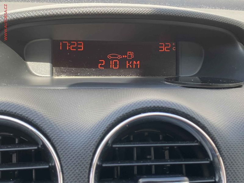 Peugeot 308 (2013) 1.4i 16V, ČR, Access - fotka 16 z 18