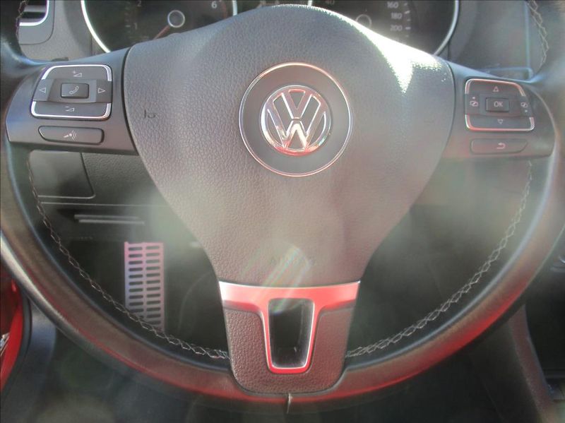 Volkswagen Golf 1,2 TSI, 77kW,servis,aut.klima - fotka 15 z 33