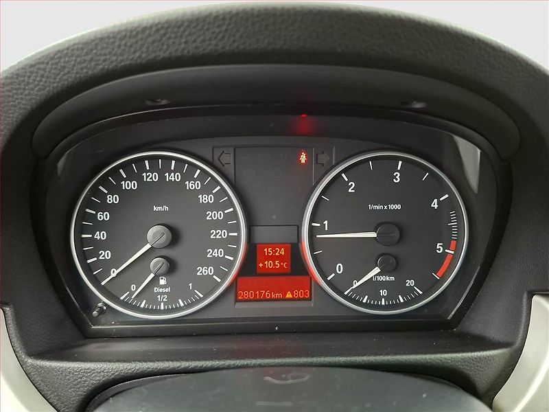 BMW Řada 3 (2007) 318 d, po STK, jezdí výborně - fotka 11 z 17