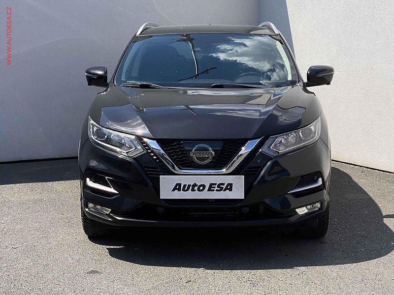 Nissan Qashqai (2017) 1.6 dCi, N-Connecta, AT, TZ - fotka 2 z 17