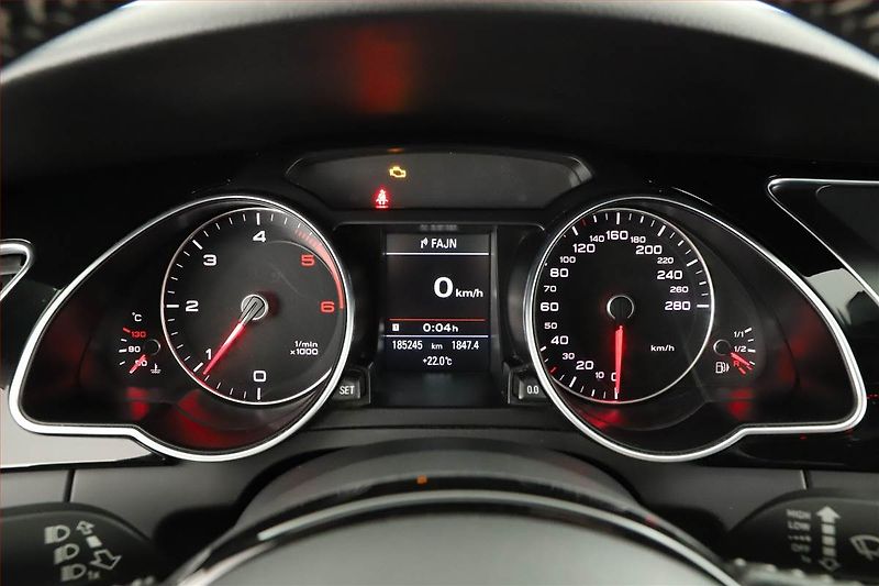Audi A5 (2016) S-Line 2.0 TDI, Kůže, Navi - fotka 9 z 16