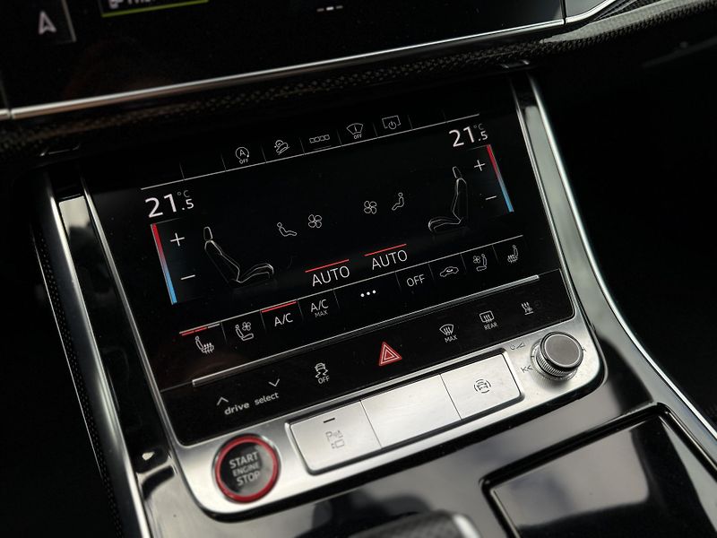 Audi SQ7 Quattro 320kW LASER/B&O/HUD - fotka 17 z 29