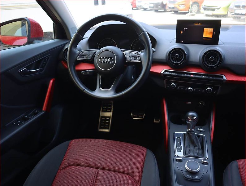 Audi Q2 (2017) 1.4 TFSI, Automat, Serv.kniha - fotka 7 z 23