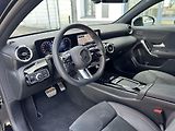 Mercedes-Benz Třídy A A 180 AMG - náhled 11