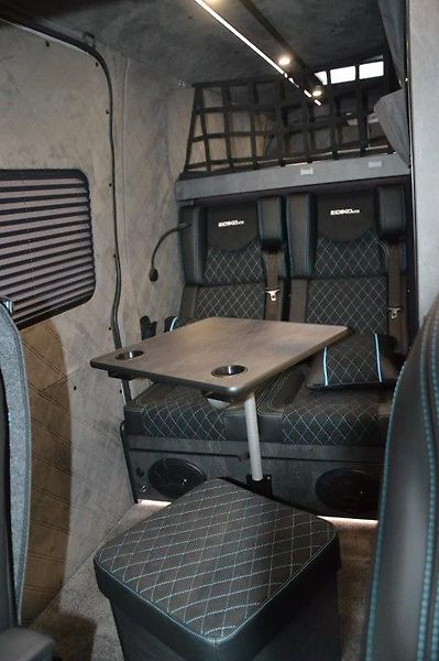 Mercedes-Benz Sprinter 319 Camper Family - fotka 9 z 50