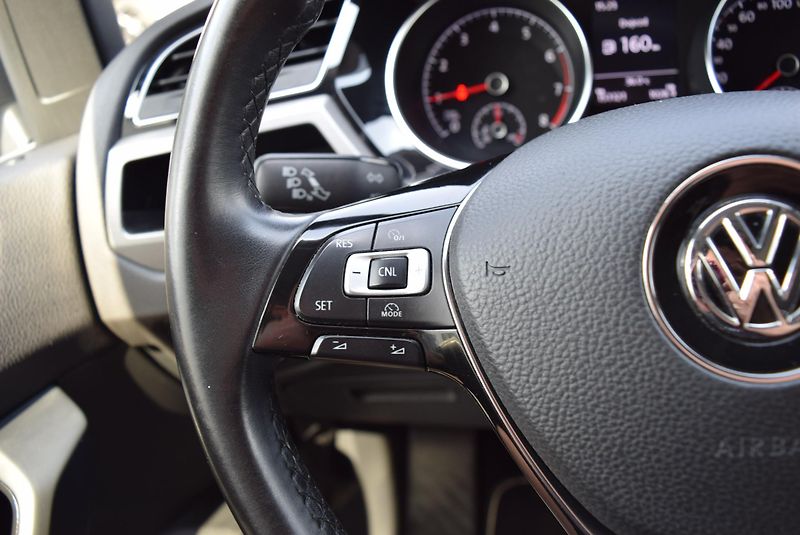 Volkswagen Touran (2017) 1.4TSI 110kw CLBMT 7MÍST TAŽNÉ - fotka 30 z 41
