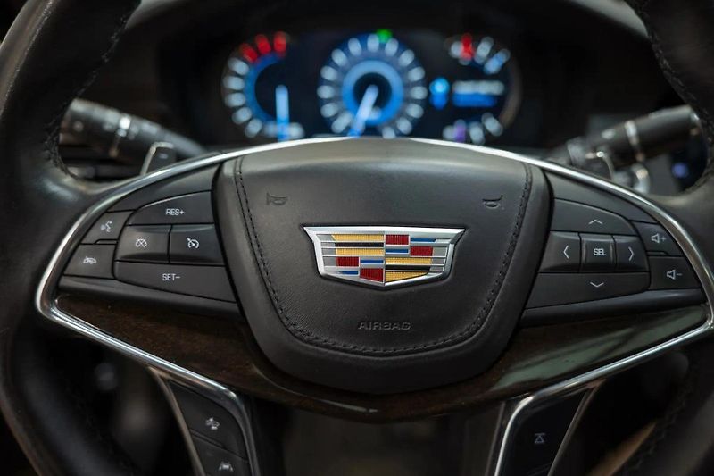 Cadillac CT6 3.0 TT 307 kW 4x4 - fotka 14 z 31