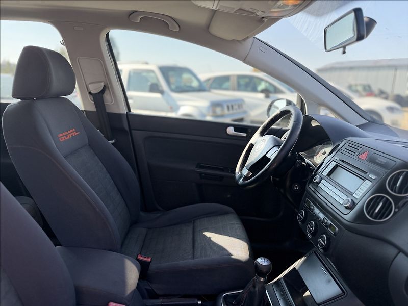Volkswagen Golf Plus 1,9 TDI GOAL DIGIKLIMA 6KVALT - fotka 17 z 18