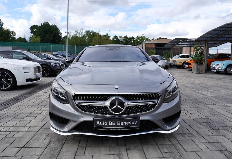 Mercedes-Benz Třídy S S 500 4Matic Coupe AMG - fotka 1 z 48