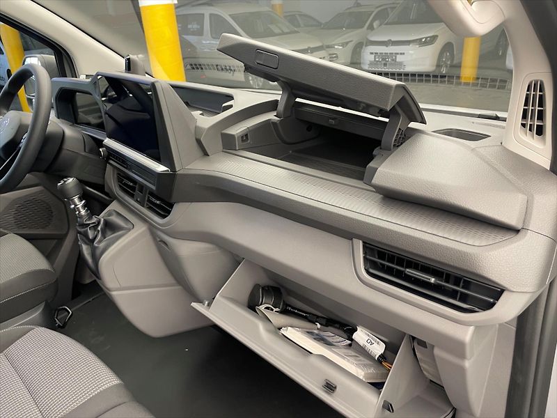 Volkswagen Transporter (2025) Nový T7 skříň TDI KR 6G - fotka 18 z 29