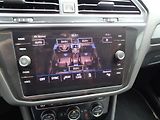 Volkswagen Tiguan 2.0 TDI HL 4x4 R line 140 kW 7 - náhled 17