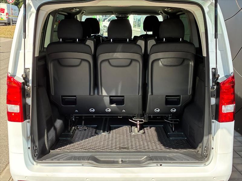 Mercedes-Benz Vito 2,0 114 CDI / Tourer Select / - fotka 7 z 16