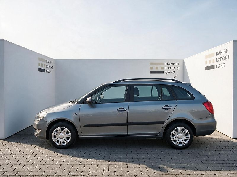 Škoda Fabia 1.2 TSI 63kW AMBITION,TEMPOMAT - fotka 8 z 32