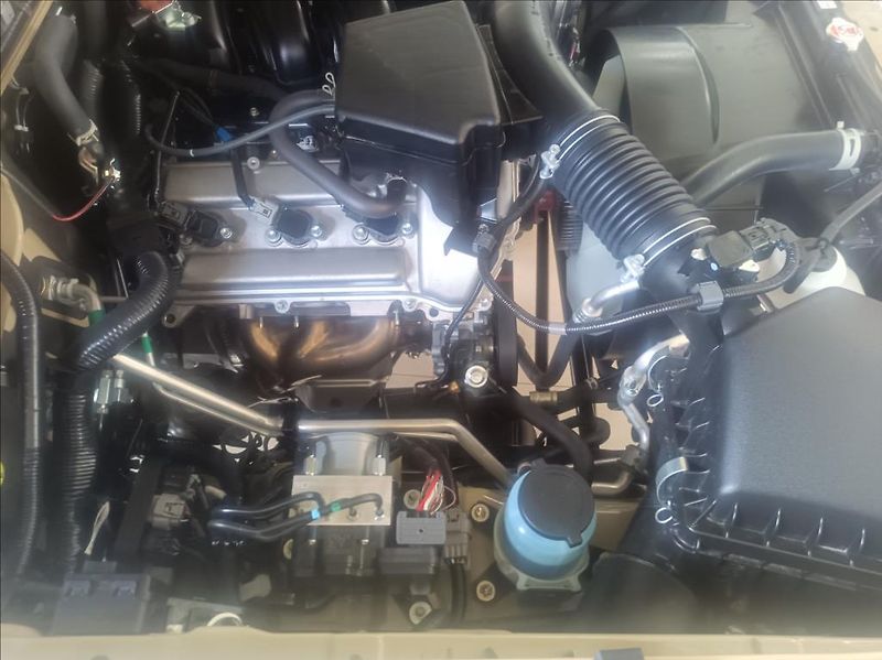 Toyota Land Cruiser V6 5MT LX MY24  GRJ79 DC 4,0 - fotka 23 z 28