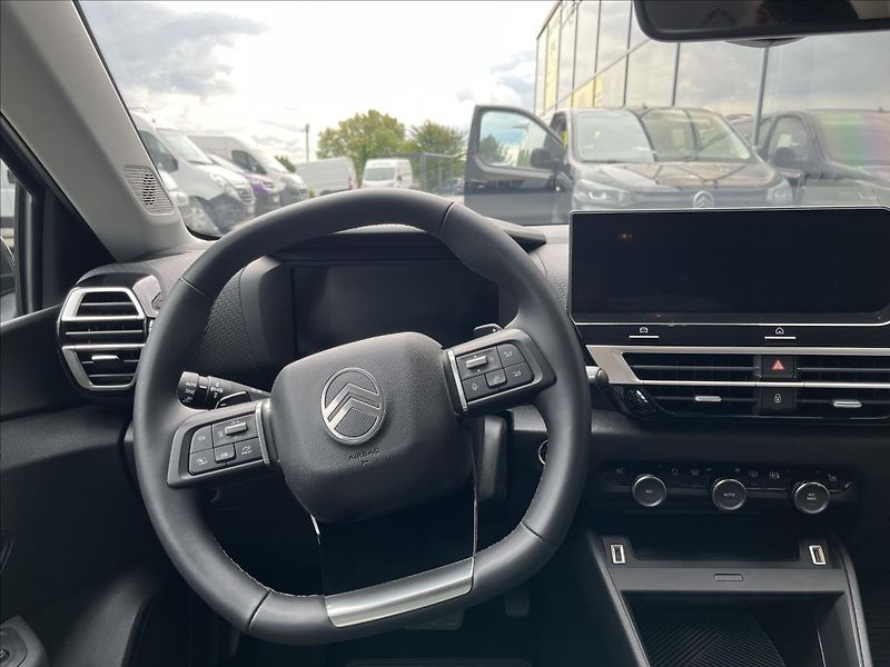 Citroën C4 1,2   MAX 136 HYBRID Ë-DCS6 - fotka 7 z 20