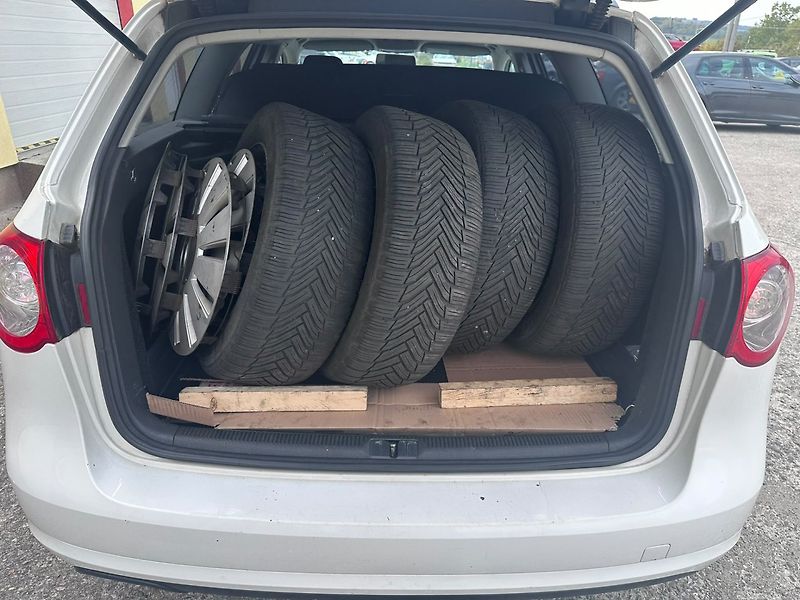 Volkswagen Passat 2.0TDi ČR/Rozvody/2*pneu/Tažné - fotka 13 z 22