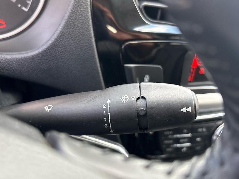 Peugeot 301 (2013) 1.6 85kW Allure tažné - fotka 15 z 21