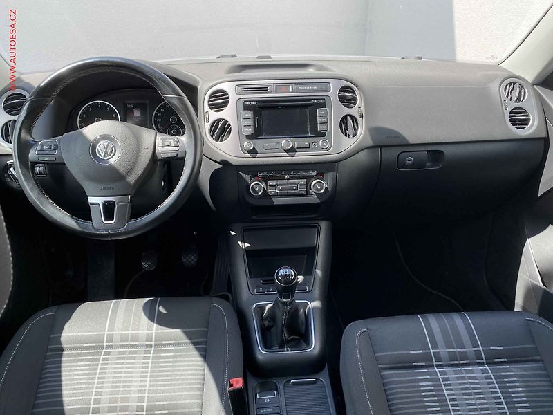 Volkswagen Tiguan (2015) 1.4 TSi, Lounge, navi - fotka 8 z 19