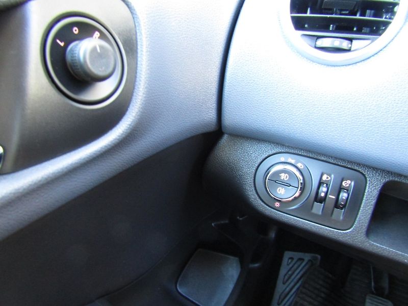 Opel Meriva (2011) 1.4 T 88kW - fotka 31 z 45