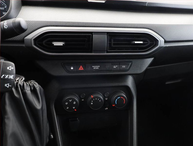 Dacia Jogger (2024) 1.0 TCe, LPG, ČR,1.maj - fotka 9 z 15