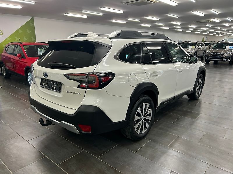 Subaru Outback (2025) 2.5 TOURING 2025 skladem | Zár - fotka 7 z 59