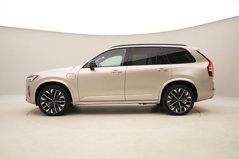 Volvo XC90 (2026) T8 AWD Plug-in DARK PLUS 7m - fotka 8 z 66