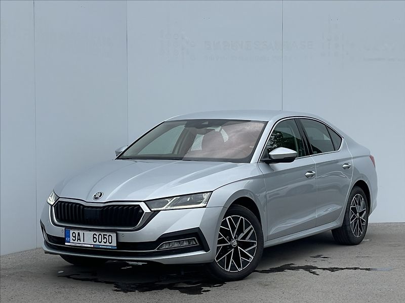 Škoda Octavia 2,0 TDI Style Plus MatrixLED - fotografie inzerátu