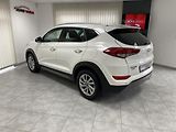 Hyundai Tucson 1.6 T-GDi 4x4 AT ČR 1.MAJ SER. - náhled 9