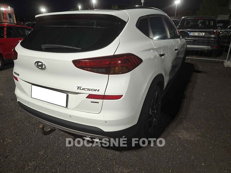 Hyundai Tucson (2018) 2.0 CRDi 4x4 - fotka 2 z 3