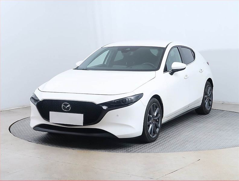 Mazda 3 (2019) 2.0 Skyactiv-G, Serv.kniha - fotka 2 z 17