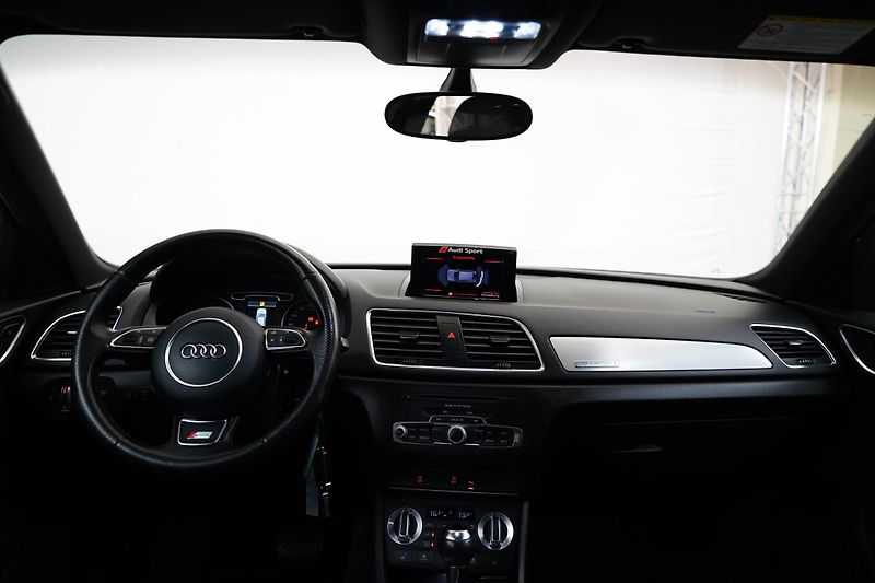 Audi Q3 - fotka 6 z 6