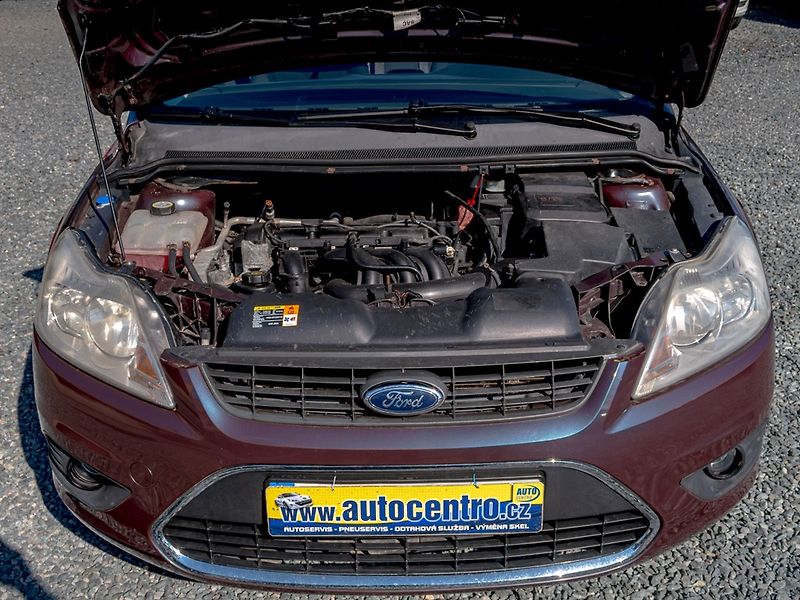Ford Focus (2008) 1.6i 16V 74KW – KABRIO - fotka 31 z 41