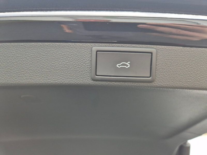Škoda Octavia (2025) kombi Top Selection 1.5 TSI 11 - fotka 34 z 36