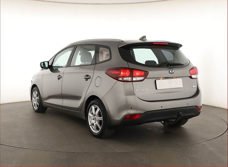 Kia Carens (2018) 1.7 CRDi, 7 míst, Navi - fotka 4 z 17