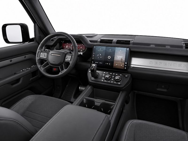 Land Rover Defender (2026) OCTA P635 V8 BLACK EDITION - fotka 4 z 4