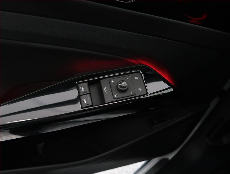 Volkswagen ID.4 (2023) GTX (82 kWh), SoH 90% - fotka 27 z 29
