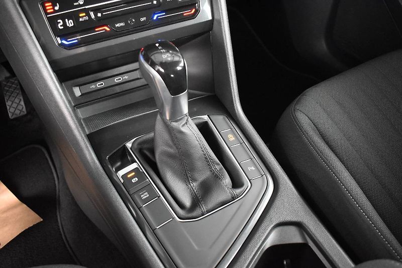 Volkswagen Tiguan Allspace (2025) 1.5TSI 110kW DSG,7míst,tažné - fotka 21 z 25