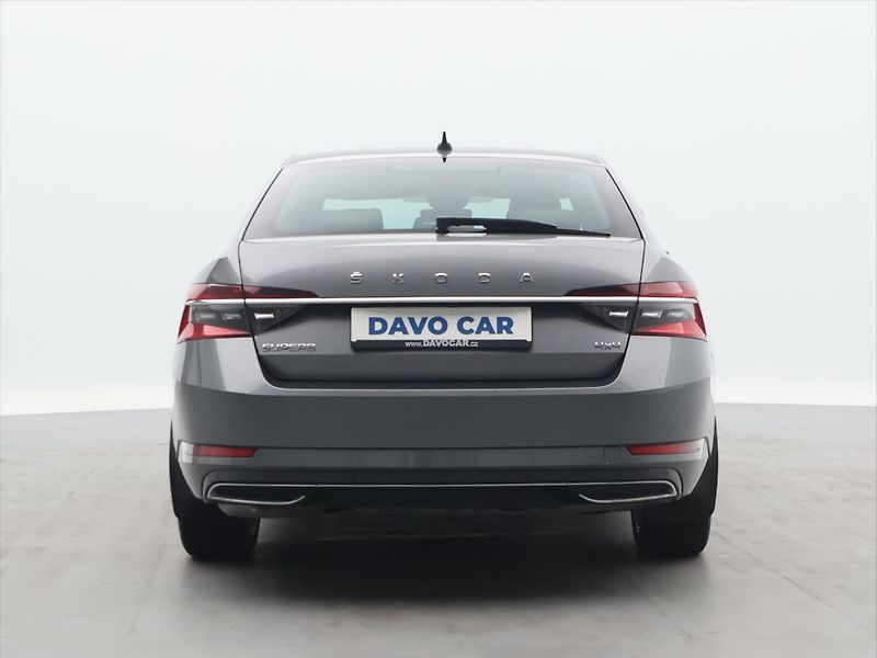 Škoda Superb 2,0 TDI 147kW DSG 4x4 L&K DPH - fotka 6 z 32